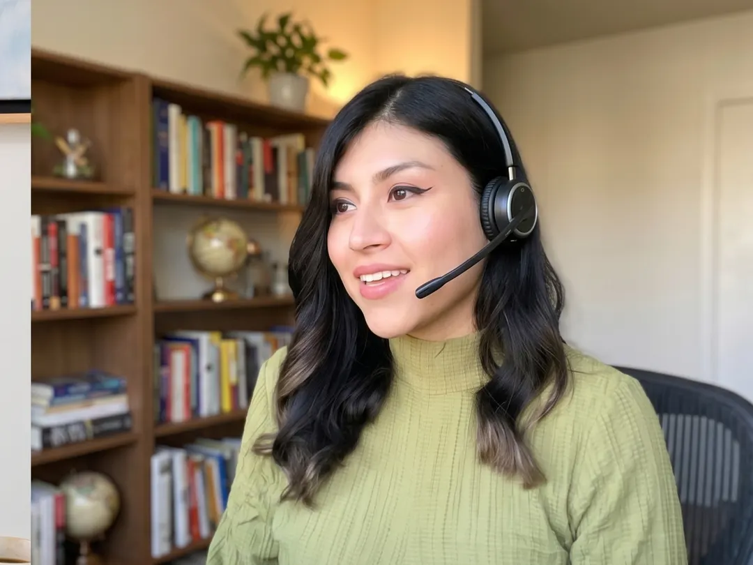 Patient coordinator on a call with an international patient